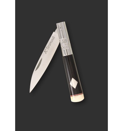 Navaja JC Legaspi Taramundi