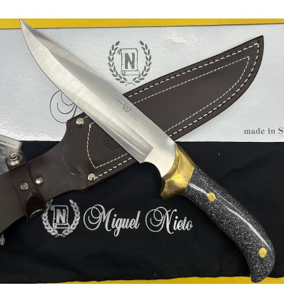 Cuchillo Cetreria Granito Nieto